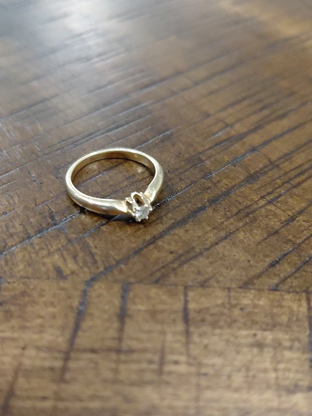 Vintage 14k Gold Flower Ring with Small Diamond Stone - Children's Jewelry